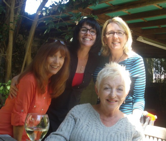 four bloggers at lindas bloggers